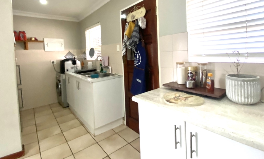 To Let 2 Bedroom Property for Rent in Elardus Park Gauteng