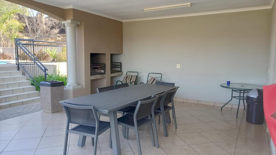 2 Bedroom Property for Sale in Glen Marais Gauteng