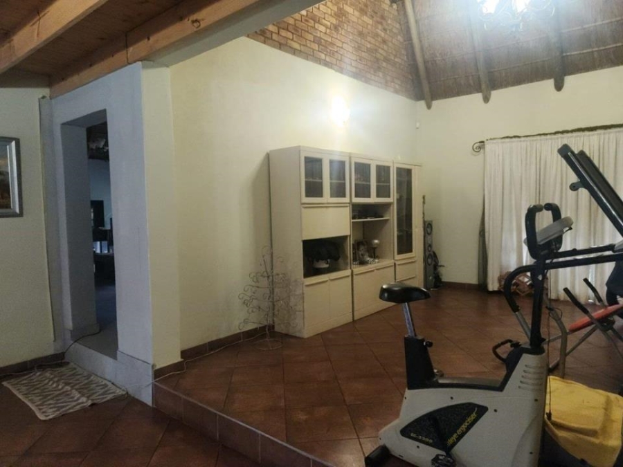 4 Bedroom Property for Sale in Strydfontein A H Gauteng