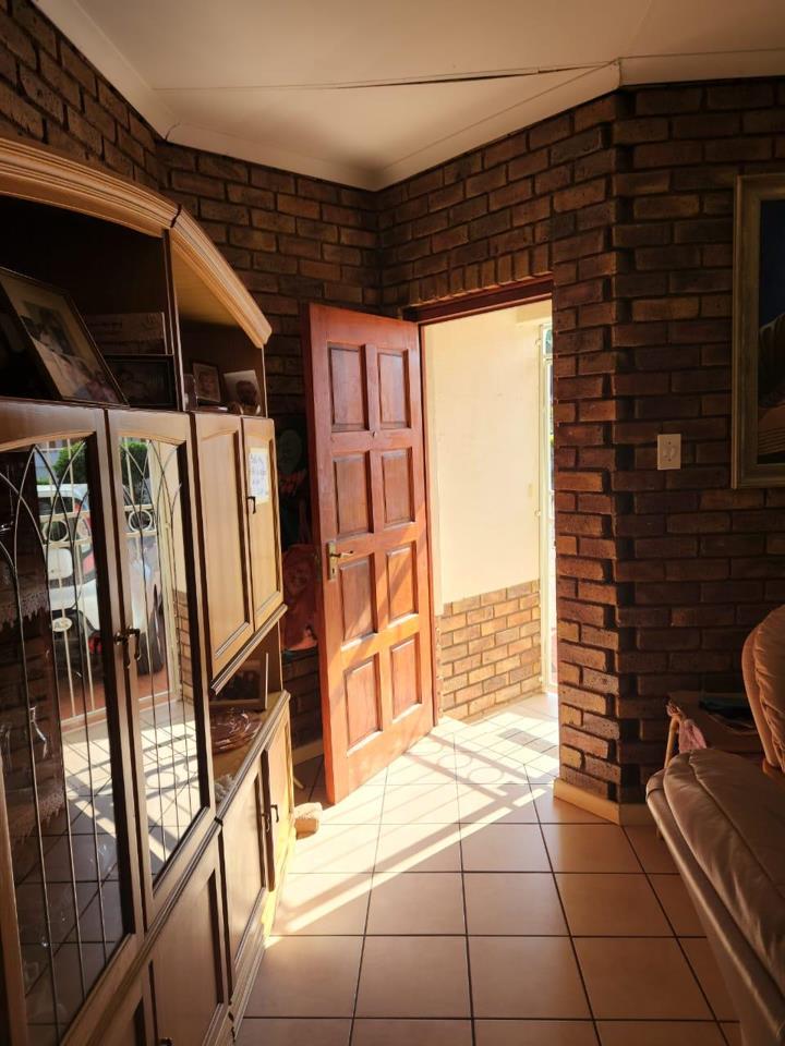 3 Bedroom Property for Sale in Ninapark Gauteng