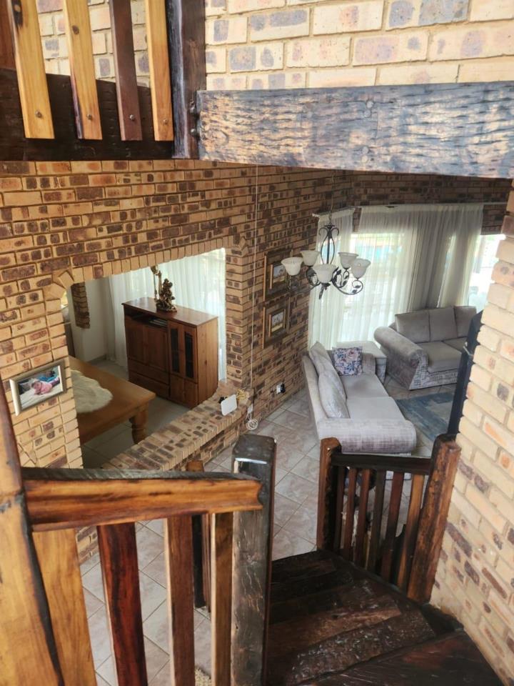 5 Bedroom Property for Sale in Amandasig Gauteng
