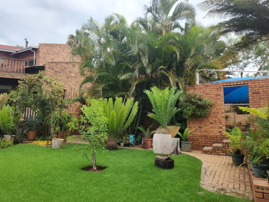5 Bedroom Property for Sale in Amandasig Gauteng