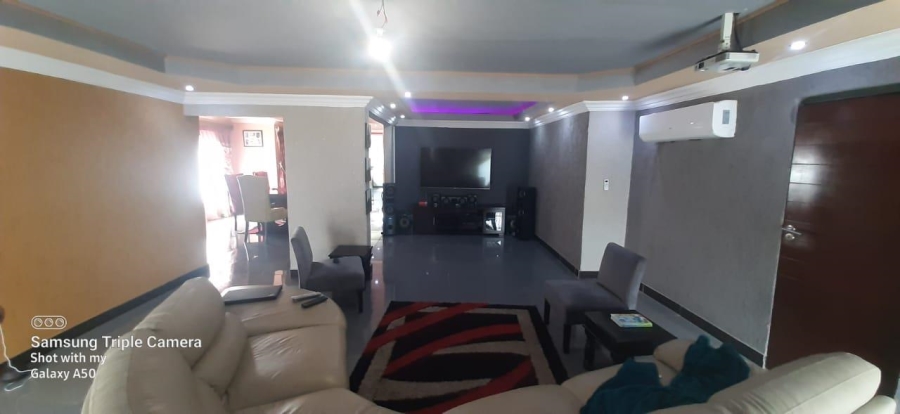 4 Bedroom Property for Sale in Chantelle Gauteng