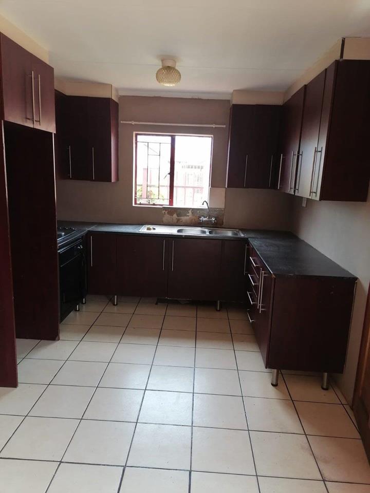 3 Bedroom Property for Sale in The Orchards Gauteng