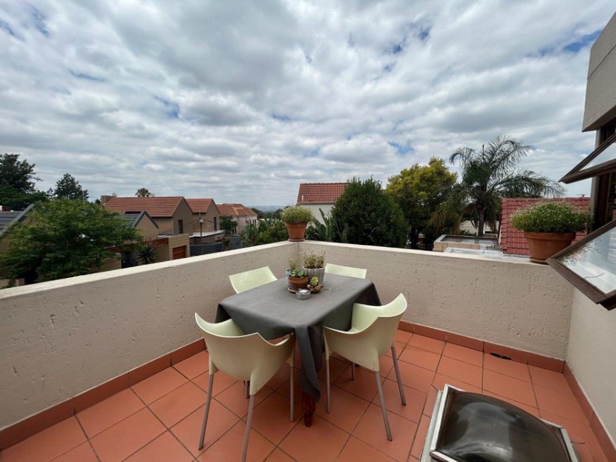 3 Bedroom Property for Sale in Magaliessig Gauteng