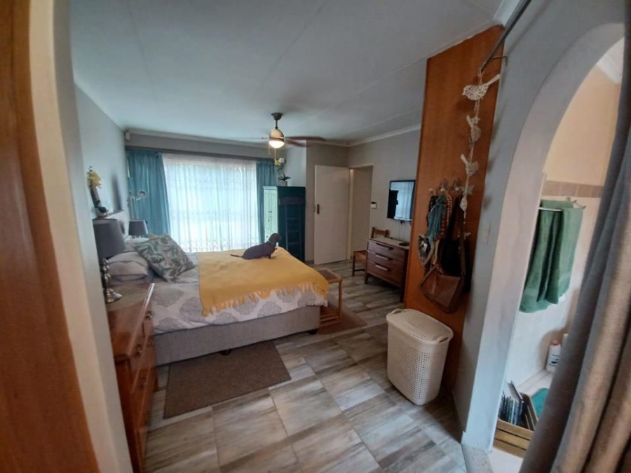 3 Bedroom Property for Sale in Die Wilgers Gauteng