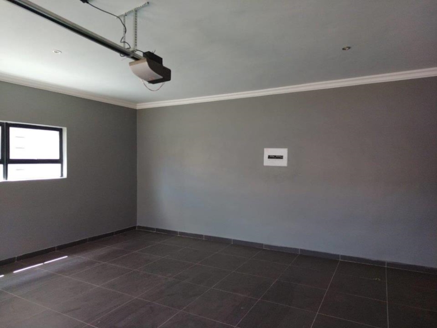 3 Bedroom Property for Sale in Amandasig Gauteng