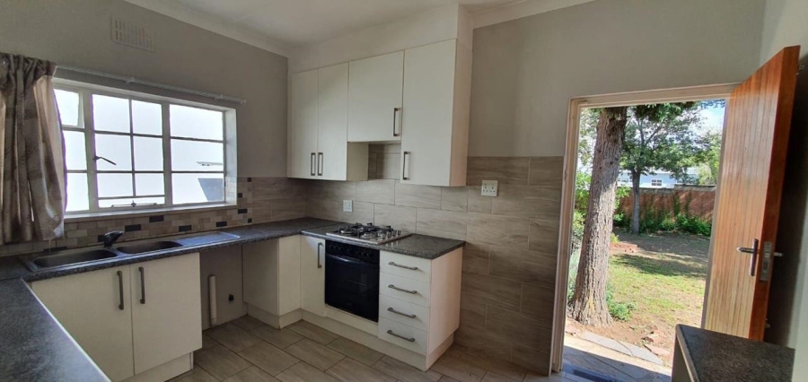 To Let 3 Bedroom Property for Rent in Parkhurst Gauteng
