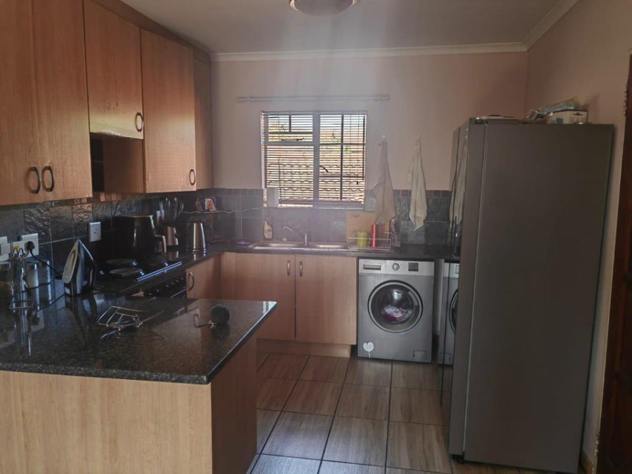 2 Bedroom Property for Sale in Theresa Park Gauteng