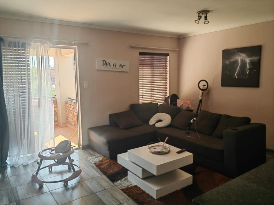 2 Bedroom Property for Sale in Theresa Park Gauteng