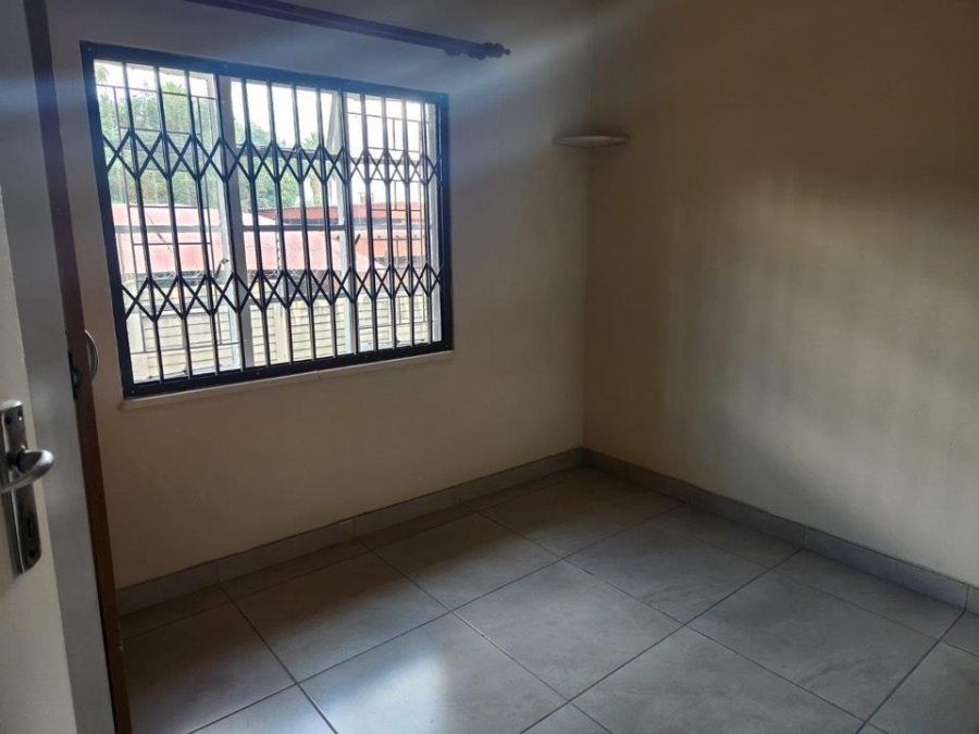 3 Bedroom Property for Sale in Mountain View Gauteng