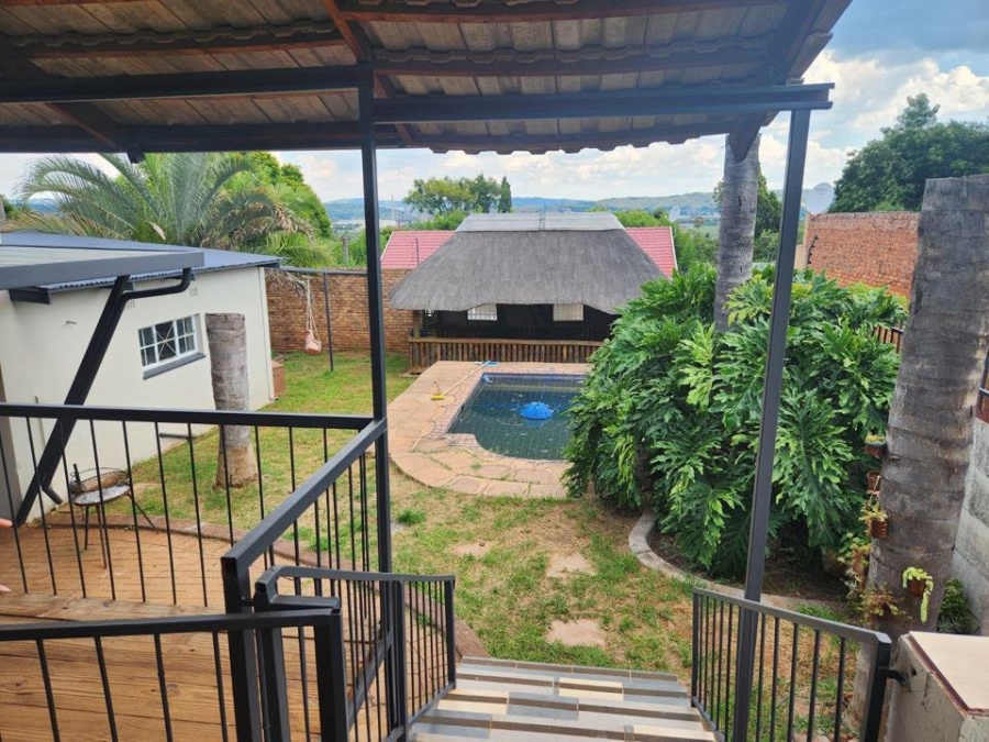 3 Bedroom Property for Sale in Mountain View Gauteng