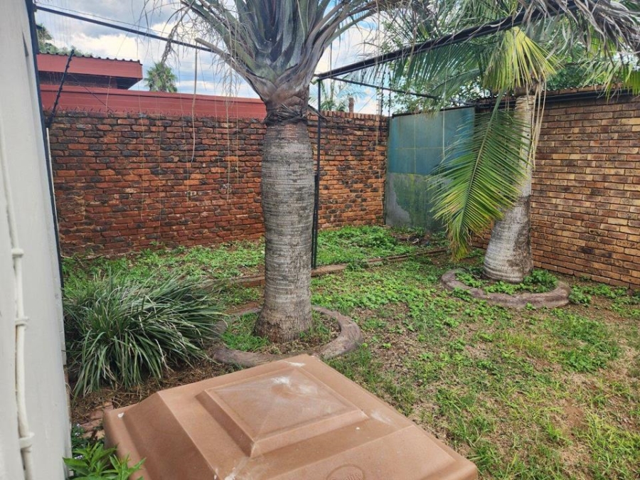 3 Bedroom Property for Sale in Mountain View Gauteng