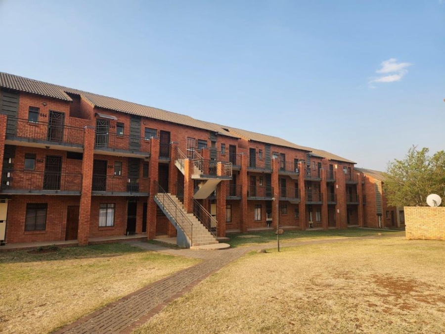 1 Bedroom Property for Sale in Karenpark Gauteng