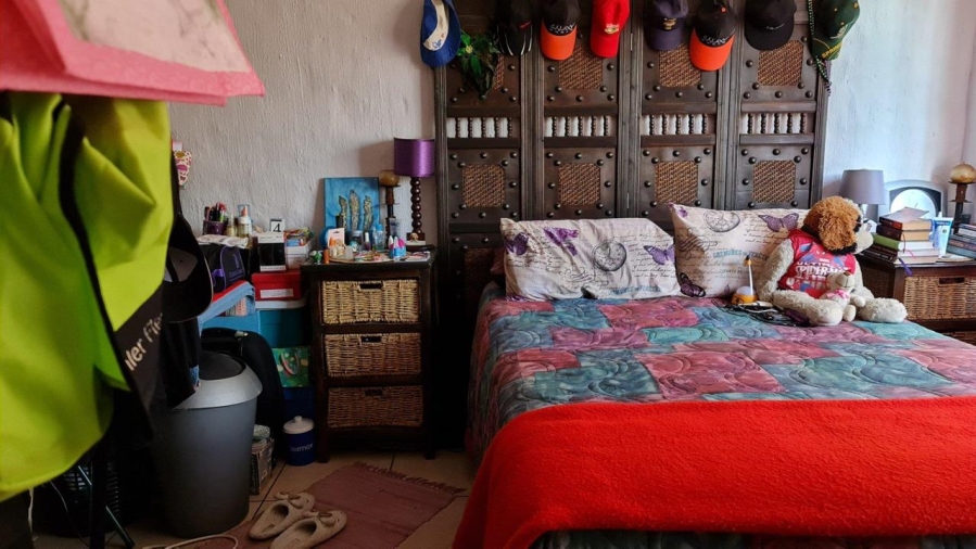 6 Bedroom Property for Sale in Elarduspark Gauteng