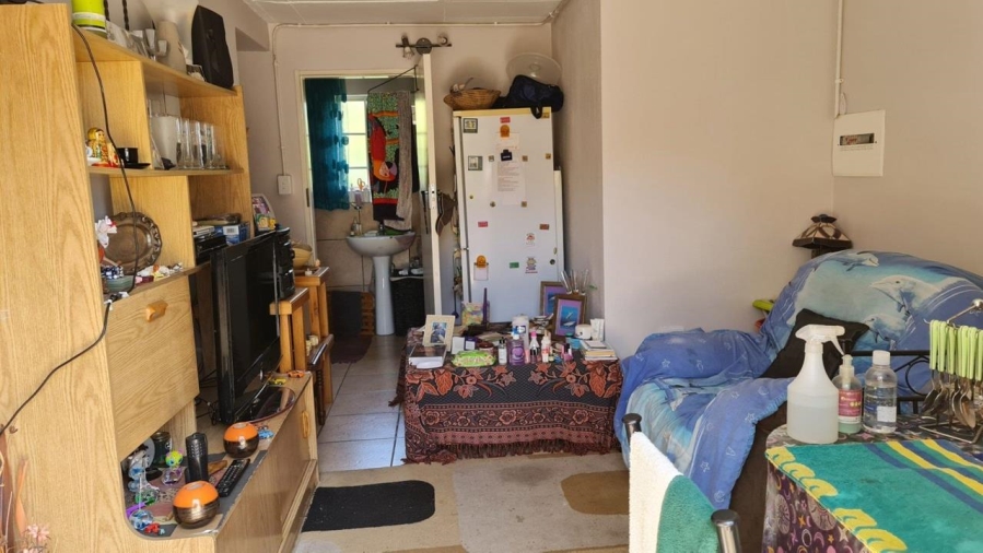 6 Bedroom Property for Sale in Elarduspark Gauteng