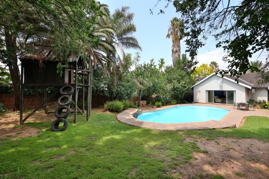 3 Bedroom Property for Sale in Vorna Valley Gauteng