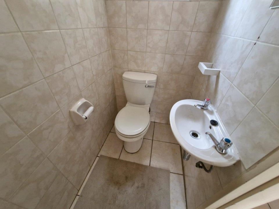 2 Bedroom Property for Sale in Montana Gauteng