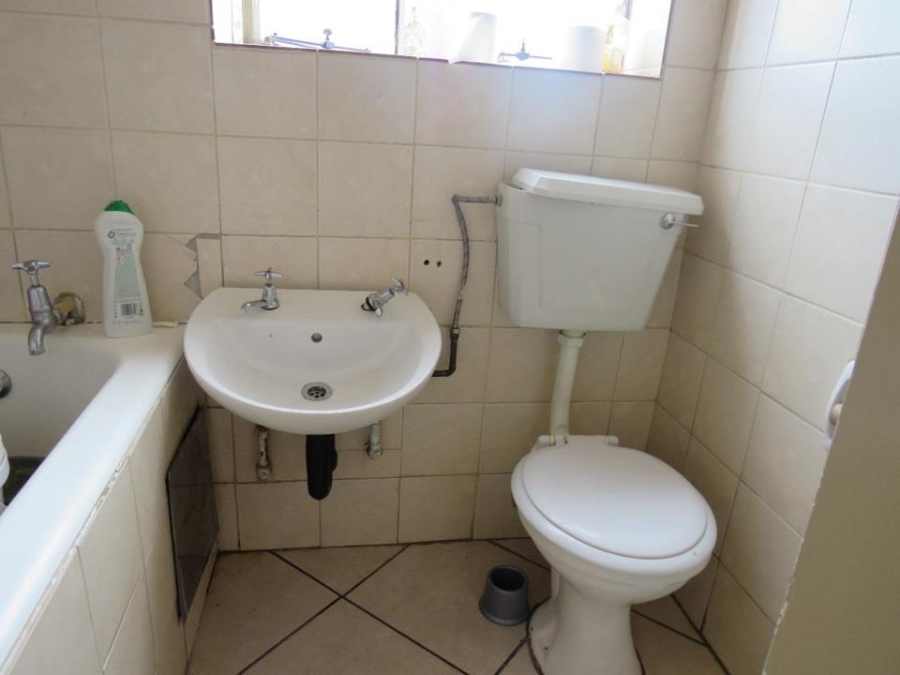 1 Bedroom Property for Sale in Muckleneuk Gauteng