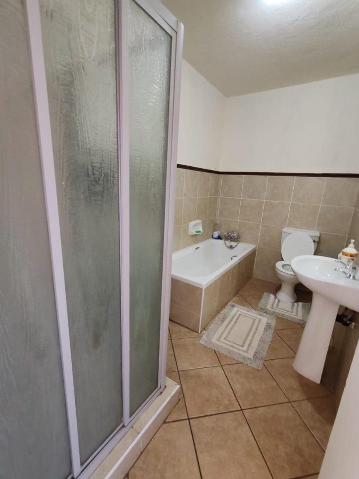 2 Bedroom Property for Sale in Orchards Gauteng