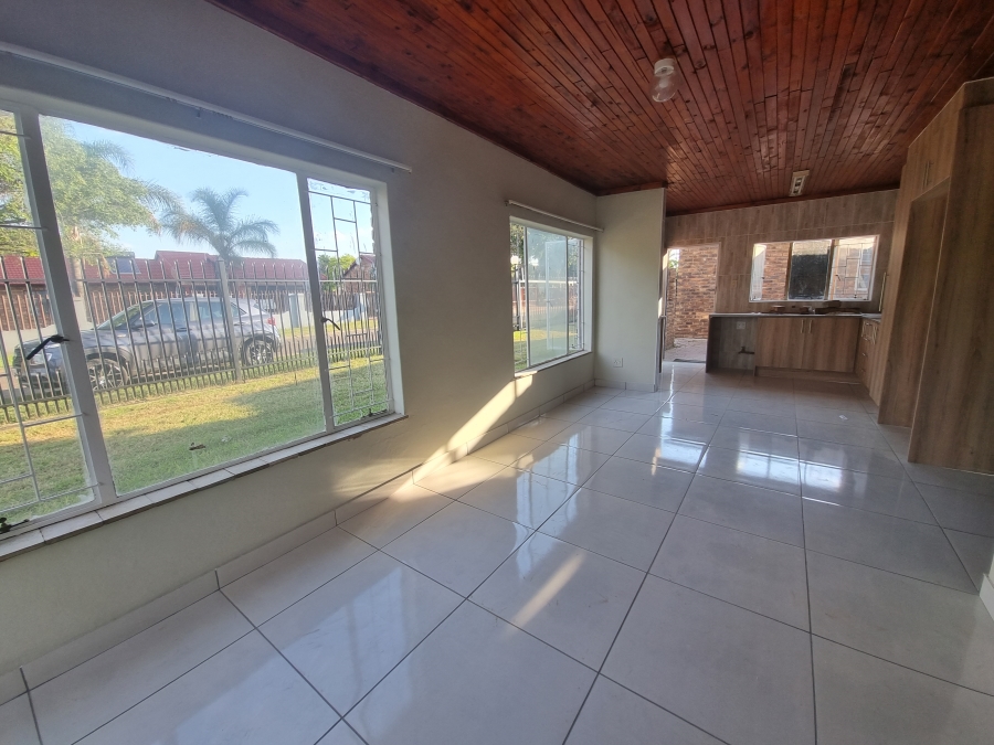 3 Bedroom Property for Sale in Theresa Park Gauteng