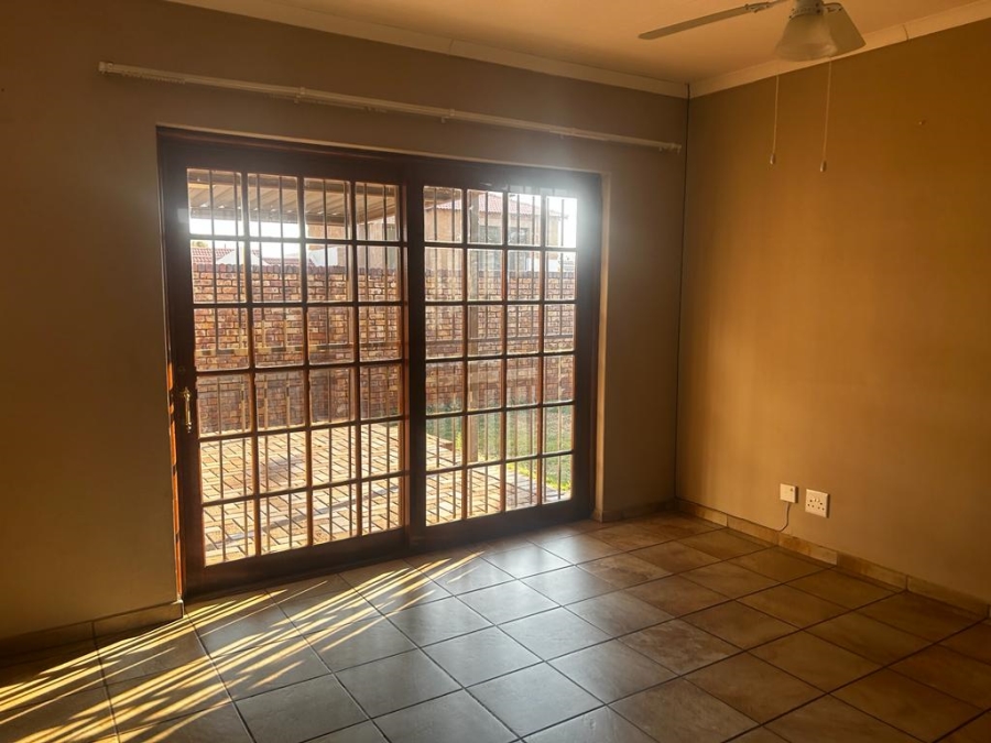 3 Bedroom Property for Sale in Theresa Park Gauteng