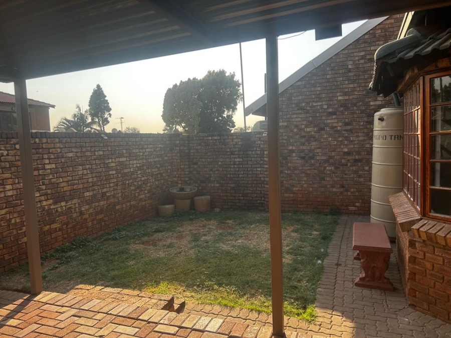 3 Bedroom Property for Sale in Theresa Park Gauteng