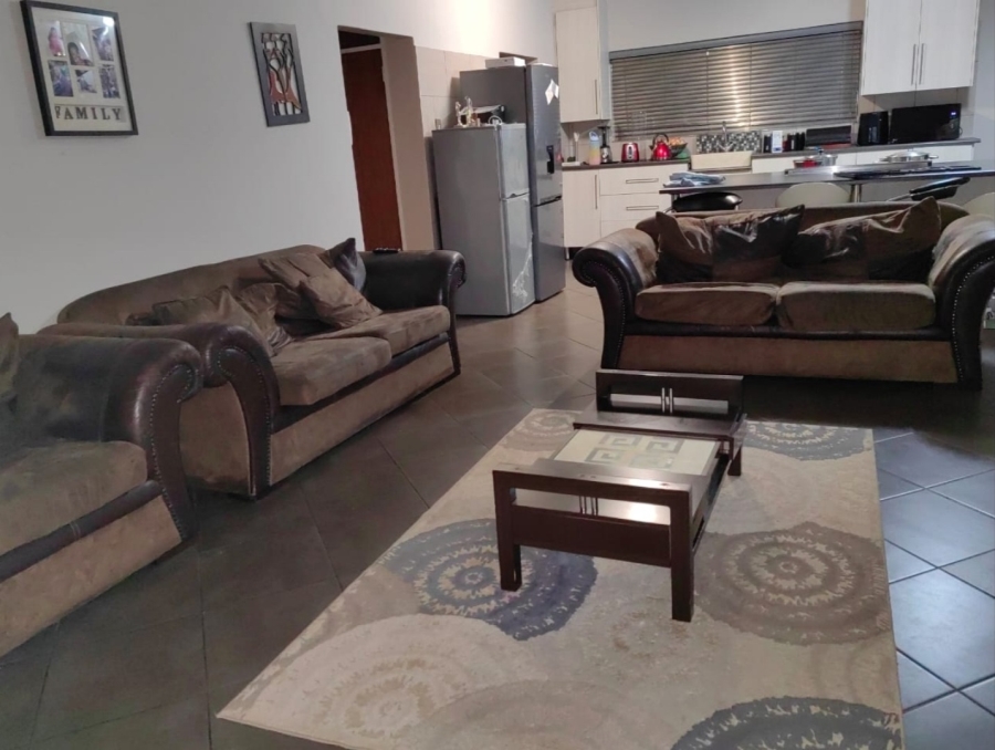 3 Bedroom Property for Sale in Dorandia Gauteng