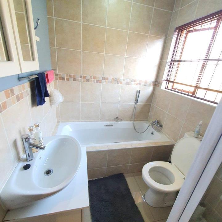 3 Bedroom Property for Sale in The Reeds Gauteng