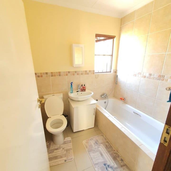 3 Bedroom Property for Sale in The Reeds Gauteng