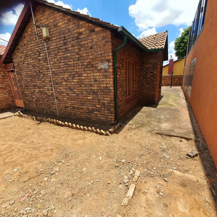 4 Bedroom Property for Sale in Mamelodi East Gauteng