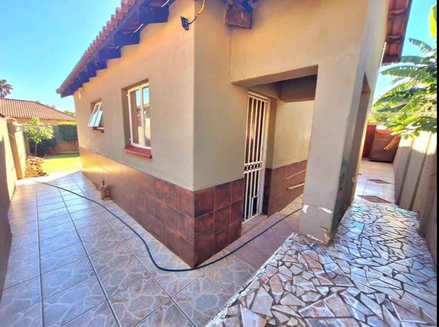 3 Bedroom Property for Sale in Pretoria North Gauteng