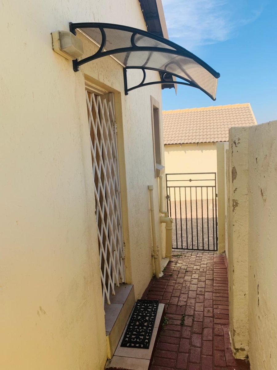 To Let 1 Bedroom Property for Rent in Northgate Ext 47 Gauteng