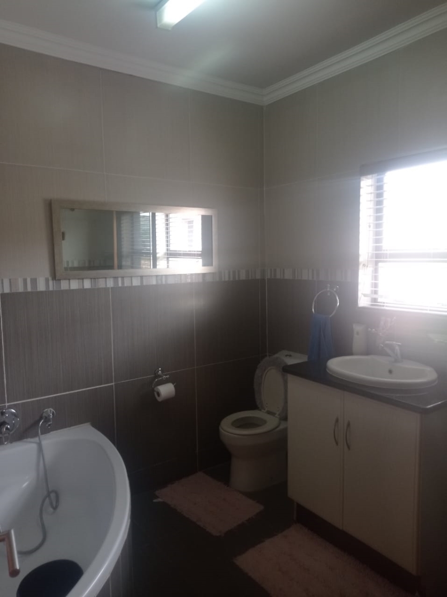 3 Bedroom Property for Sale in Amandasig Gauteng