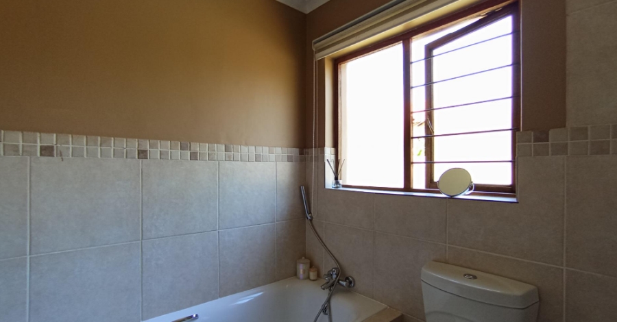 3 Bedroom Property for Sale in Thatchfield Gauteng