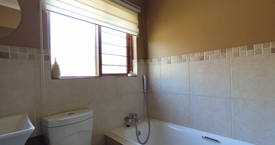 3 Bedroom Property for Sale in Thatchfield Gauteng