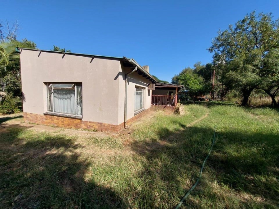 4 Bedroom Property for Sale in Kameeldrift West Gauteng