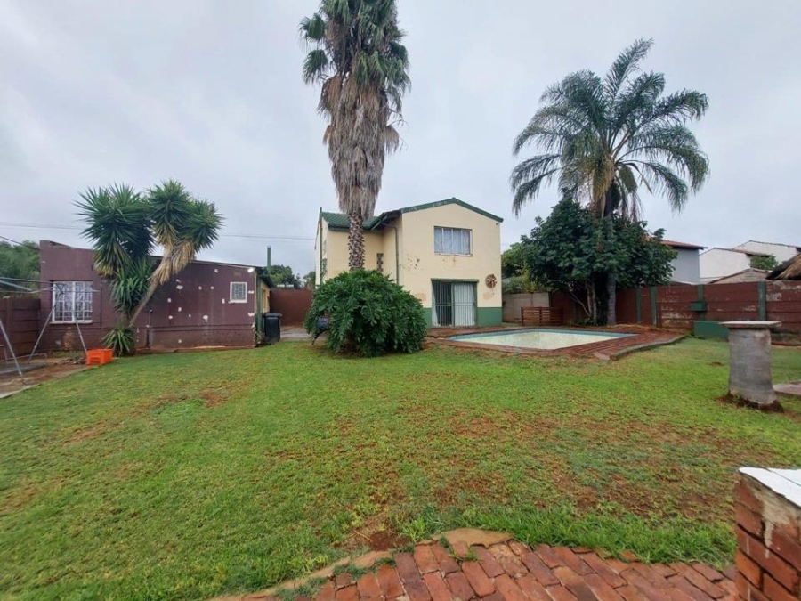 4 Bedroom Property for Sale in Danville Gauteng