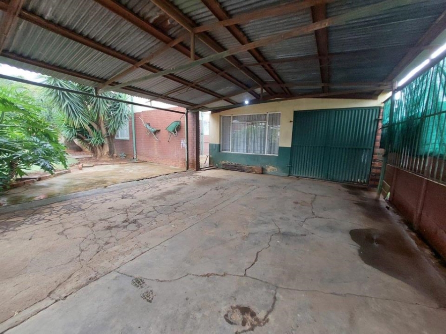 4 Bedroom Property for Sale in Danville Gauteng