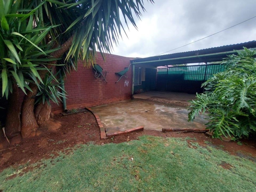 4 Bedroom Property for Sale in Danville Gauteng