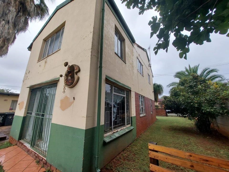 4 Bedroom Property for Sale in Danville Gauteng