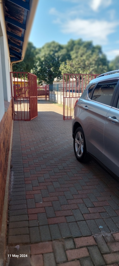 3 Bedroom Property for Sale in Selection Park Gauteng