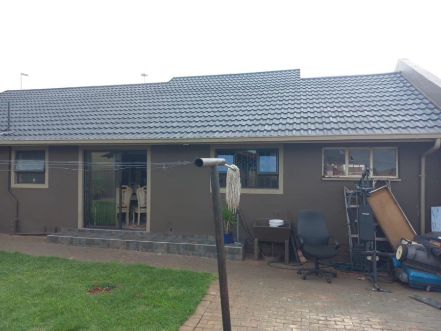 3 Bedroom Property for Sale in Vosloorus Gauteng