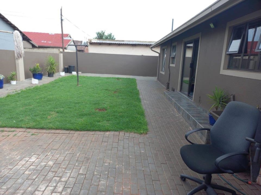 3 Bedroom Property for Sale in Vosloorus Gauteng