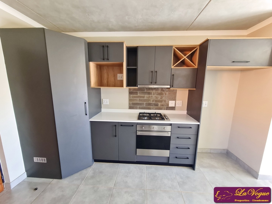 To Let 2 Bedroom Property for Rent in Olympus AH Gauteng