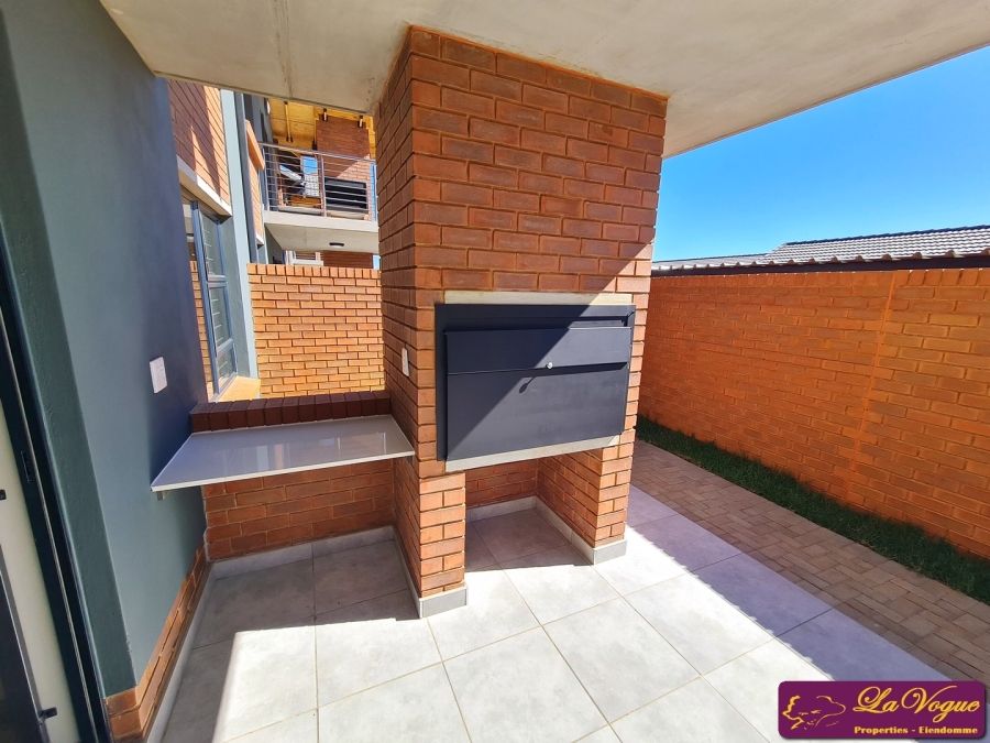 To Let 2 Bedroom Property for Rent in Olympus AH Gauteng