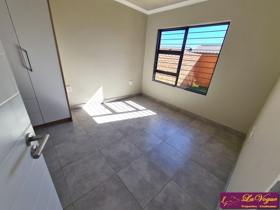 To Let 2 Bedroom Property for Rent in Olympus AH Gauteng