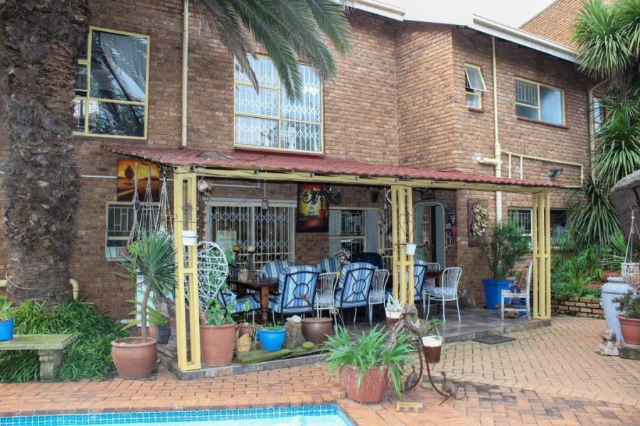 5 Bedroom Property for Sale in Dersley Gauteng