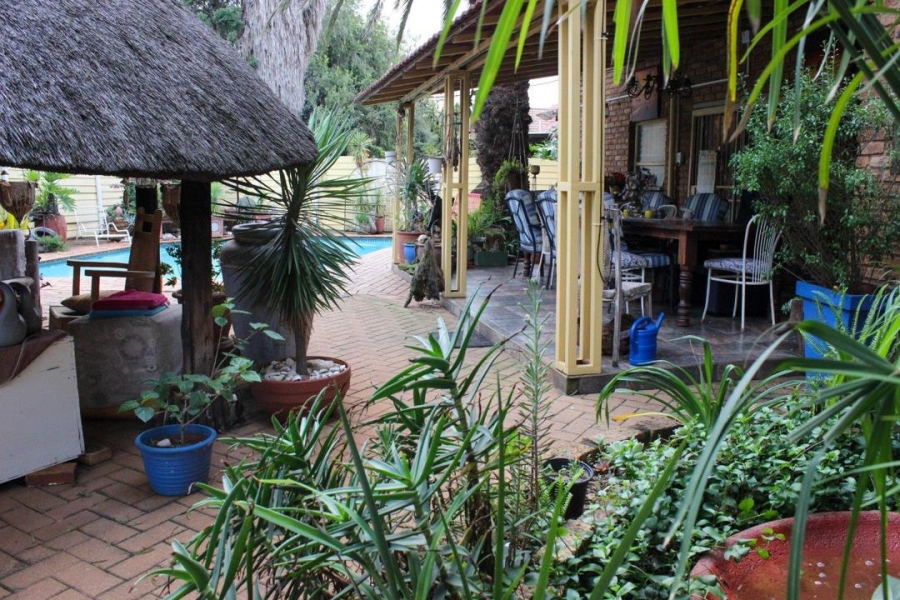 5 Bedroom Property for Sale in Dersley Gauteng