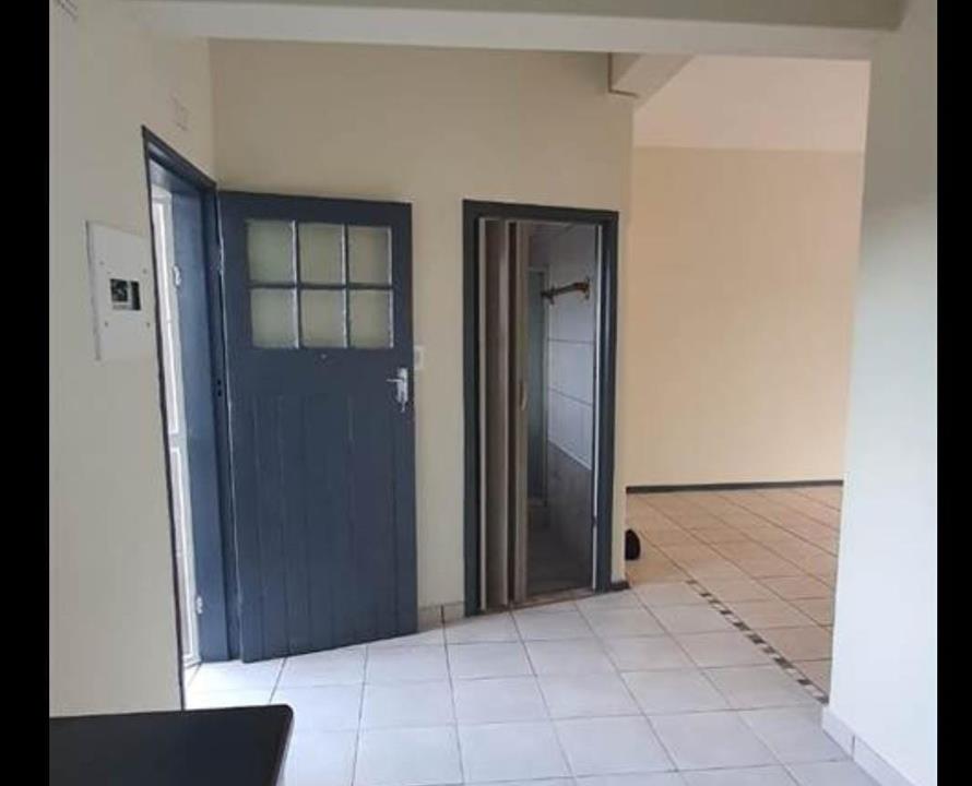 1 Bedroom Property for Sale in Gezina Gauteng